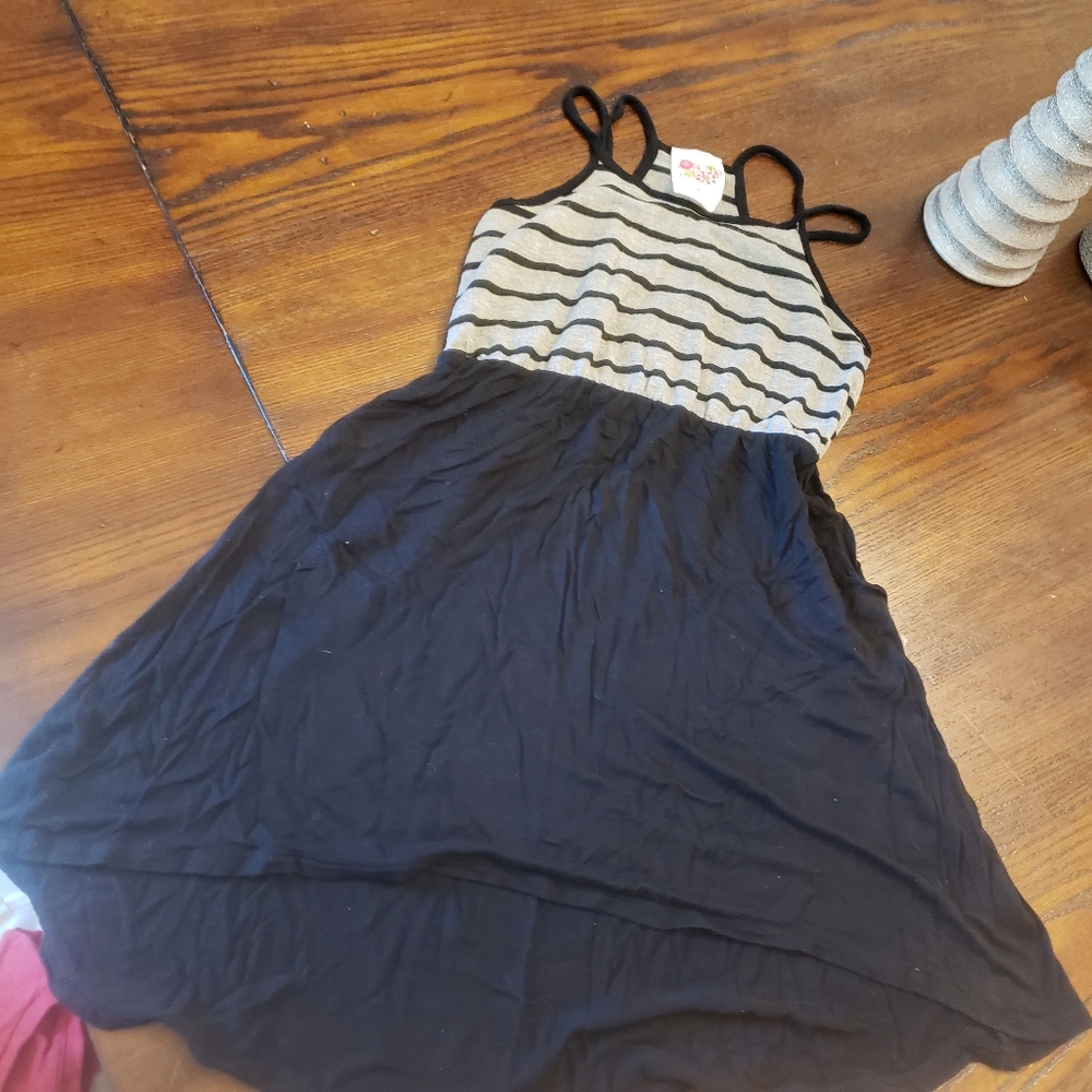 Girls( kiddo ) dress size 6